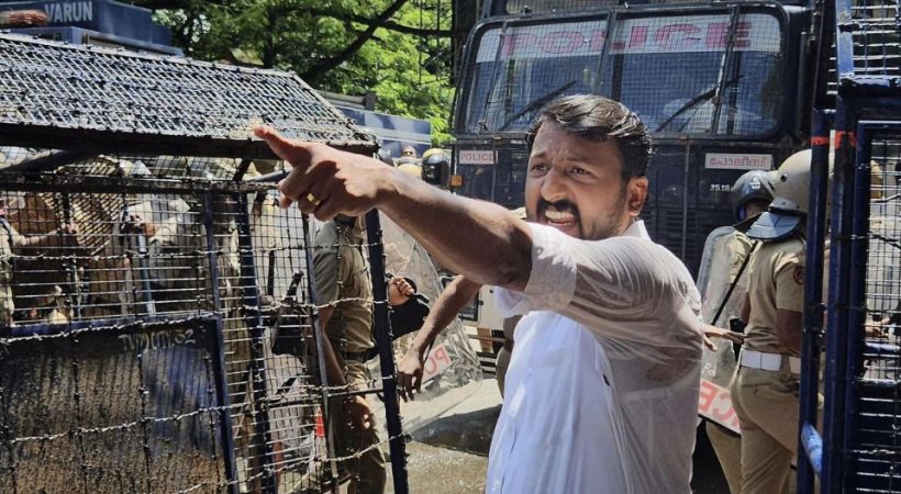 രാഹുല് മാങ്കൂട്ടത്തിലിനെ കുരുക്കാന് ഉറച്ച് പിണറായി സര്ക്കാര്; ക്രൈംബ്രാഞ്ച് കേസെടുത്തു