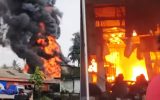 ചാലക്കുടിയിലെ തീപിടുത്തത്തില്‍ ആശങ്കയായി ഗ്യാസ് ഗോഡൗണ്‍; സിലിണ്ടറുകള്‍ നീക്കുന്നു; തീയണയ്ക്കാനും ശ്രമം