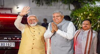 ഉപരാഷ്ട്രപതിയുടെ അപ്രതീക്ഷിത രാജി; പിന്നിൽ കണ്ണിൽ കാണുന്നതിലും അപ്പുറം എന്തോ ഉണ്ടെന്ന് ജയ് റാം രമേശ്