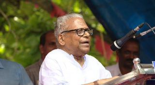 ഞങ്ങൾ പ്രതീക്ഷയിലാണ്… ഫെയ്സ്ബുക്ക് കുറിപ്പുമായി വിഎസിന്റെ മകൻ