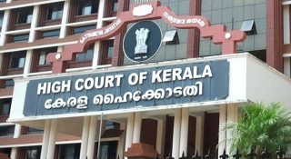 ഇലക്ട്രിക്ക് വാഹനങ്ങളിൽ ഇനി ഡ്രൈവിങ് പഠിക്കാം; ട്രാൻസ്‌പോർട്ട് കമ്മീഷണറുടെ സർക്കുലർ റദ്ദാക്കി ഹൈക്കോടതി