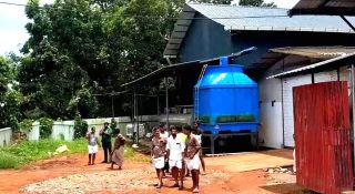 മാലിന്യടാങ്കിൽ വീണ് മൂന്ന് അന്യസംസ്ഥാന തൊഴിലാളികൾ മരിച്ചു; അപകടം കോഴിവേസ്റ്റ് പ്ലാന്റ് വൃത്തിയാക്കുന്നതിനിടെ