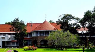 രാജ്ഭവനിൽ വിരുന്ന് സൽക്കാരം നടത്താൻ 15 ലക്ഷം; ചെലവുചുരുക്കൽ നിർദ്ദേശങ്ങളിൽ ഇളവ് വരുത്തി ധനവകുപ്പ്
