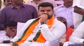 ബലാത്സംഗ ചിന്തകൾ വേണ്ട!!! പ്രജ്വൽ രേവണ്ണ ഇനി ജയിലിലെ ലൈബ്രറി ക്ലാർക്ക്