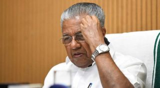 വിമാനത്തിനുള്ളിൽ മുഖ്യമന്ത്രിയെ വധിക്കാൻ ശ്രമിച്ചെ കേസ്; കുറ്റപത്രത്തിന് അനുമതി നൽകാതെ കേന്ദ്രം