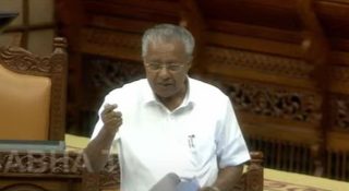 ഭരണപക്ഷത്തെ തല്ലാൻ പൊലീസിനെ വടിയാക്കി പ്രതിപക്ഷം; വടി വാങ്ങി തിരികെ തല്ലി പിണറായി