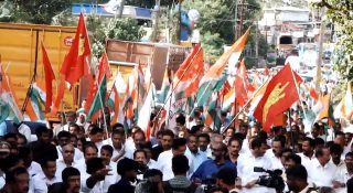 വിശ്വാസ സംരക്ഷണ പദയാത്രയില്‍ പിന്നിലേക്ക് വലിഞ്ഞ് വിഡി സതീശന്‍; കോണ്‍ഗ്രസിലെ പ്രശ്‌നങ്ങളില്‍ കുഴങ്ങി പ്രതിപക്ഷ നേതാവ്