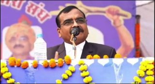 ഒരു ബ്രാഹ്മണൻ സ്വന്തം മകളെ എൻ്റെ മകന് നൽകുമെങ്കിൽ… ജാതീയ പരാമർശത്തിൽ ഐഎഎസ് ഉദ്യോഗസ്ഥന് നോട്ടീസ്