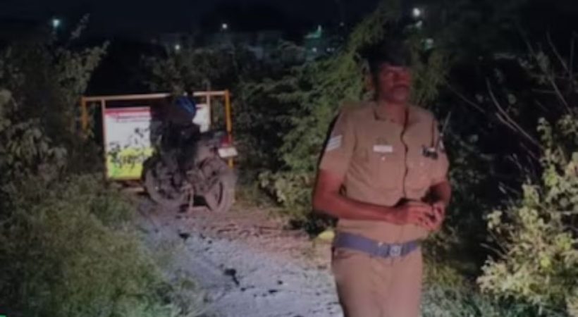 കൂട്ടബലാത്സംഗക്കേസിലെ പ്രതികളെ വെടിവച്ച് പിടിച്ച് പോലീസ്; കയ്യടിച്ച് ജനം