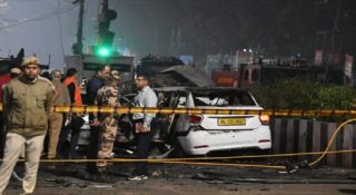 സ്പീഡ് കുറച്ചുവന്ന i20 തീഗോളമായി… ഡൽഹിയിൽ സ്ഫോടനം ഉണ്ടാക്കിയ കാറിന് ഹരിയാന നമ്പർ; ആദ്യ ഉടമ അറസ്റ്റിൽ