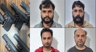 ഇന്ത്യയെ ലക്ഷ്യം വെച്ച് വിദേശ ആയുധങ്ങൾ! വൻ റാക്കറ്റ് തകർത്ത് ഡൽഹി പൊലീസ്