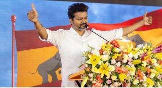 ‘ഇതൊരു തിരഞ്ഞെടുപ്പല്ല, ജനാധിപത്യ യുദ്ധമാണ്’; വിട്ടുകൊടുക്കില്ലെന്ന് പ്രഖ്യാപിച്ച് വിജയ്